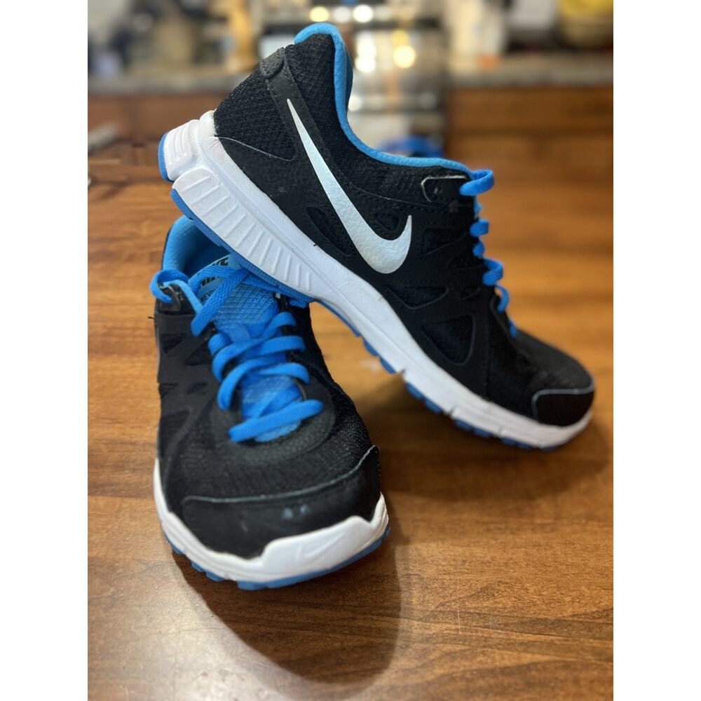 NIKE Revolution 2 555082-010 Kid Black Blue Sneakers Size 7y EU 40 Woman’s 8.5